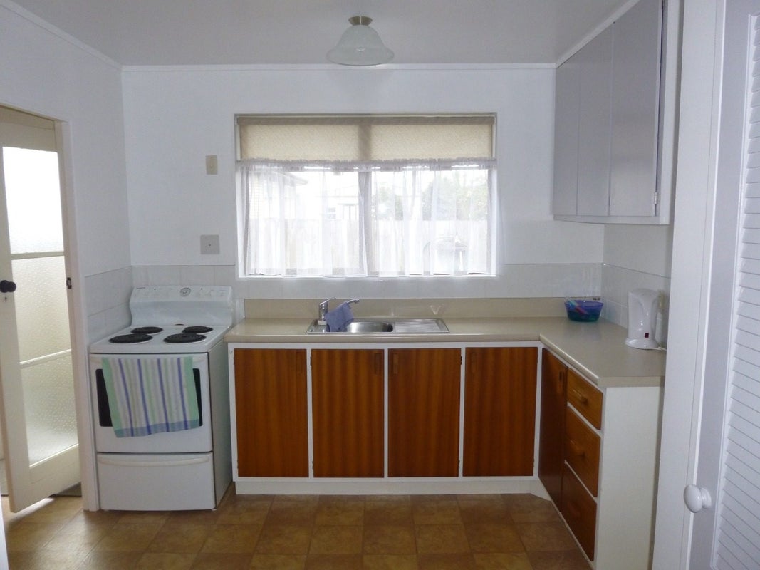 11 Amber Lane, Melville, Hamilton - Carousel 2