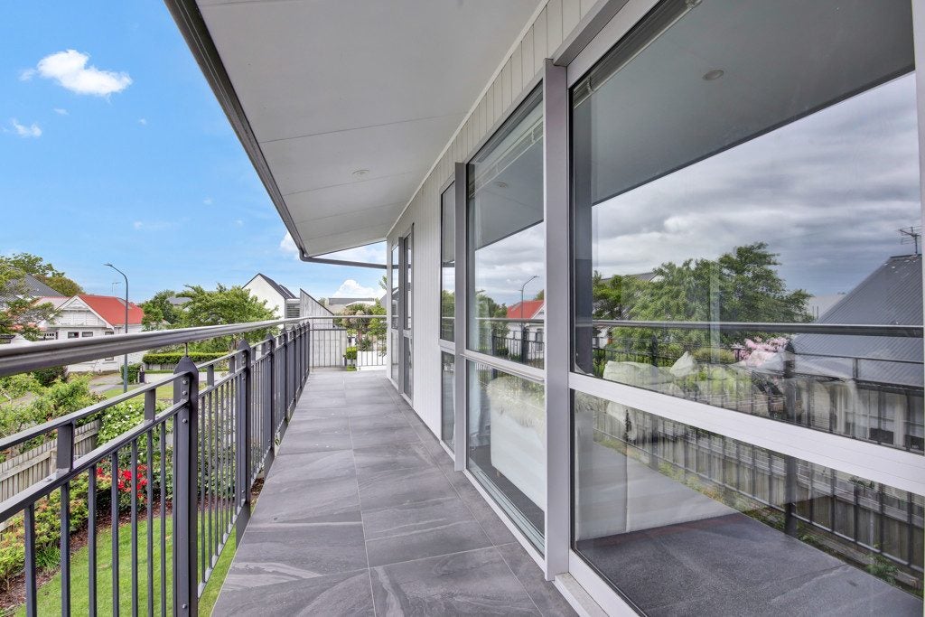 4/31 Clissold Street, Merivale, Christchurch - Carousel 10