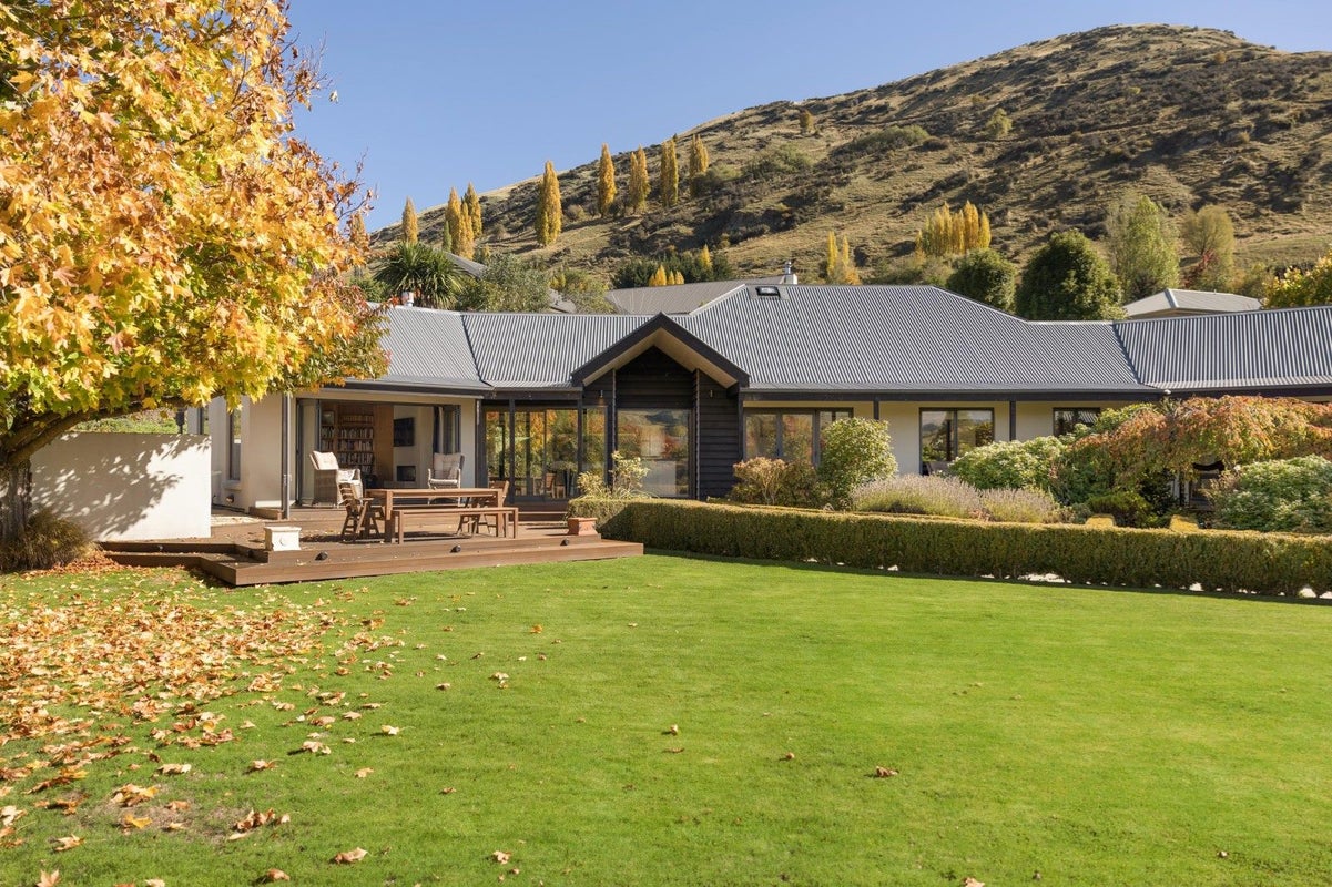 5 Gretton Way, Lower Shotover, Queenstown - Carousel 2