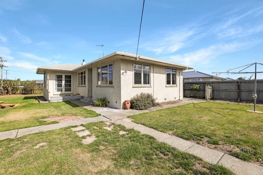 110 Thomson Street, Tinwald, Ashburton - Carousel 2