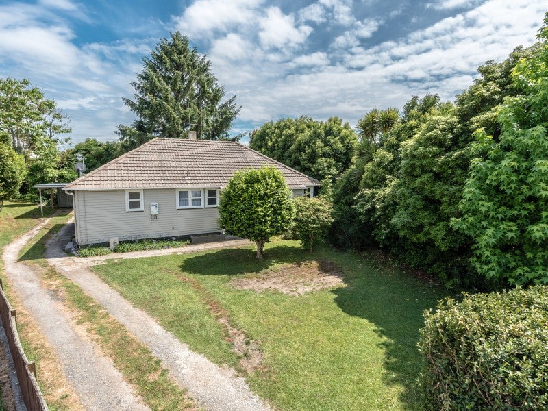 8 Searancke Place, Fairfield, Hamilton - Carousel 13