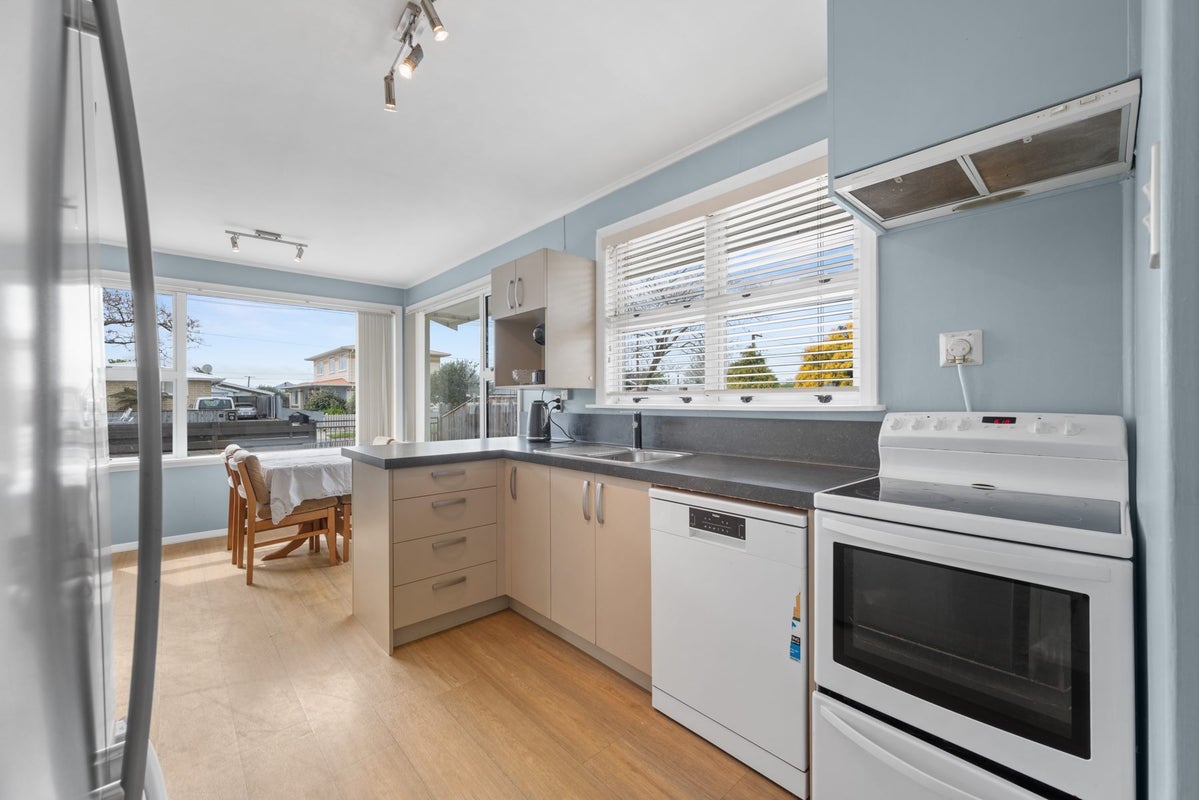 20 Mckenzie Street, Witherlea, Blenheim - Carousel 2