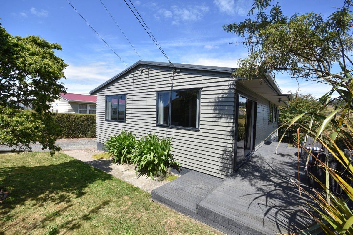 143 Ashmore Street, Halfway Bush, Dunedin - Carousel 1