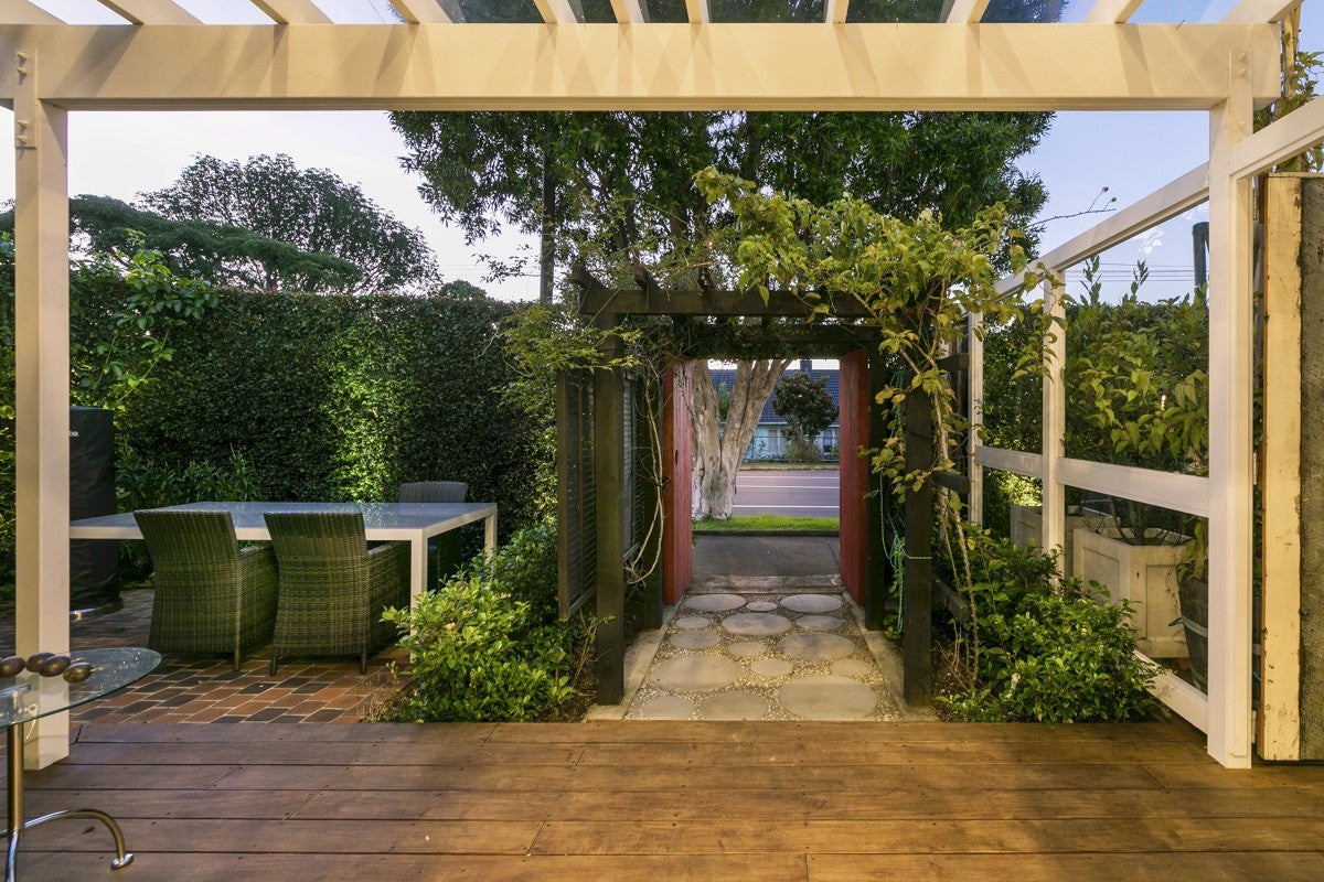 1/55 Maskell Street, Glendowie, Auckland - Carousel 24
