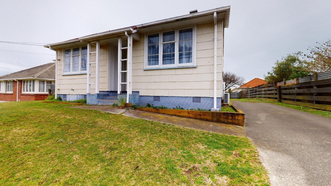 95 Harper Street, Gonville, Whanganui - Carousel 1