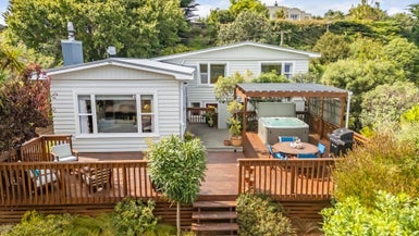 29 Paekakariki Hill Road, Pauatahanui, Porirua - Carousel 1