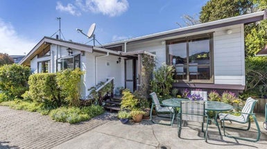 28 John Witton Drive, Crofton Downs, Wellington - Carousel 1