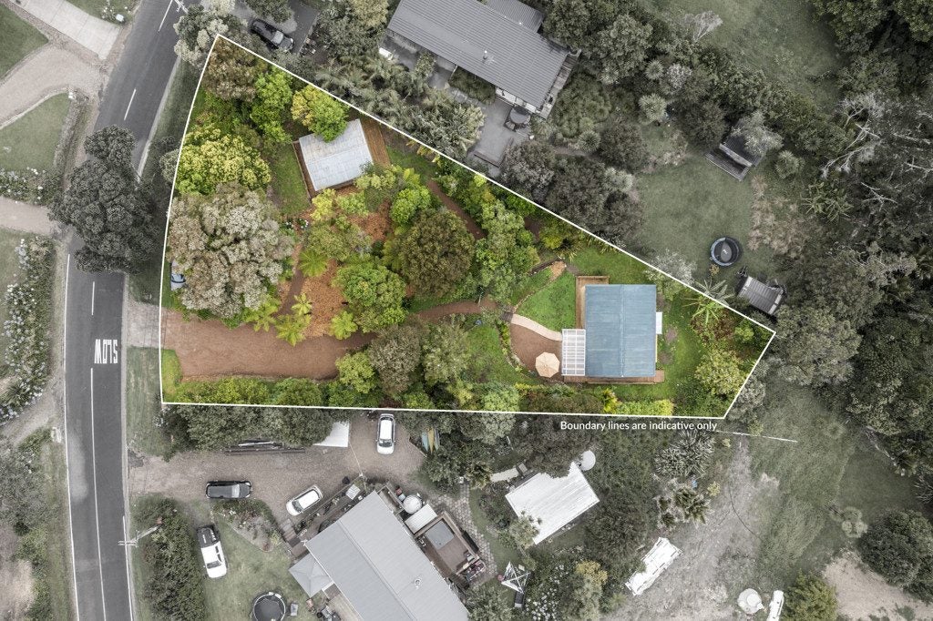 473 Sea View Road, Onetangi, Waiheke Island - Carousel 2