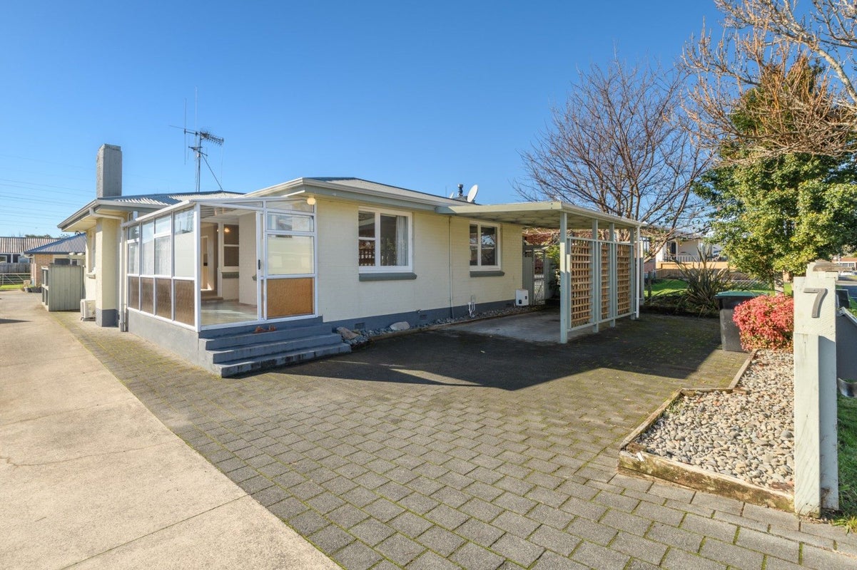 7 Oban Road, Greerton, Tauranga - Carousel 1