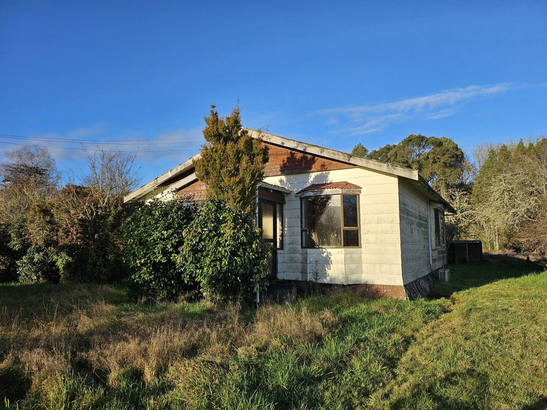 182 Ikamatua, IKAMATUA, TOTARA FLAT - Carousel 1
