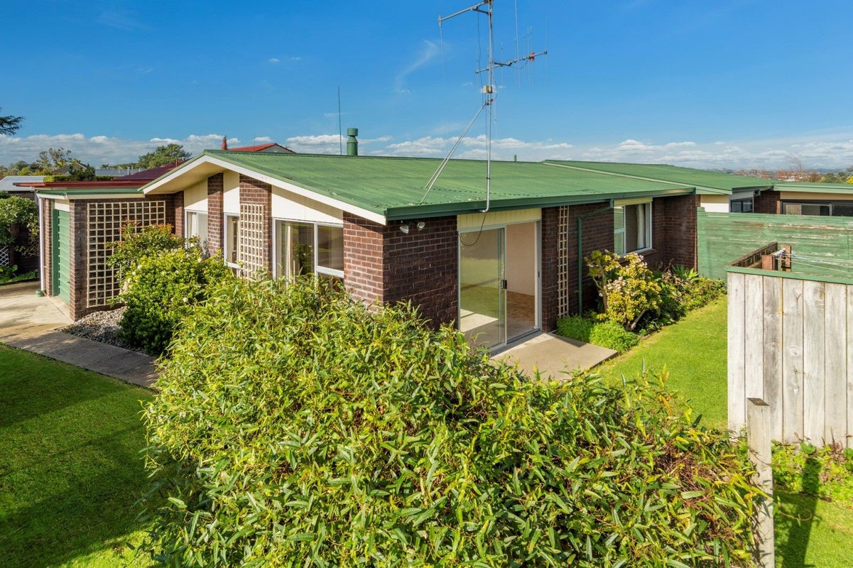 27A Rewarewa Place, Matua, Tauranga - Carousel 1