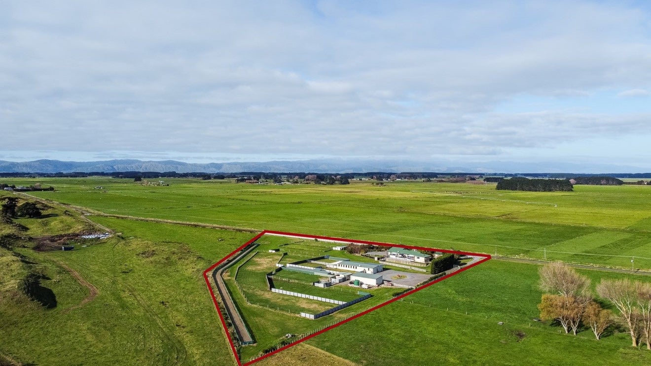 140 LAKE RD, Himatangi, HIMATANGI - Carousel 1