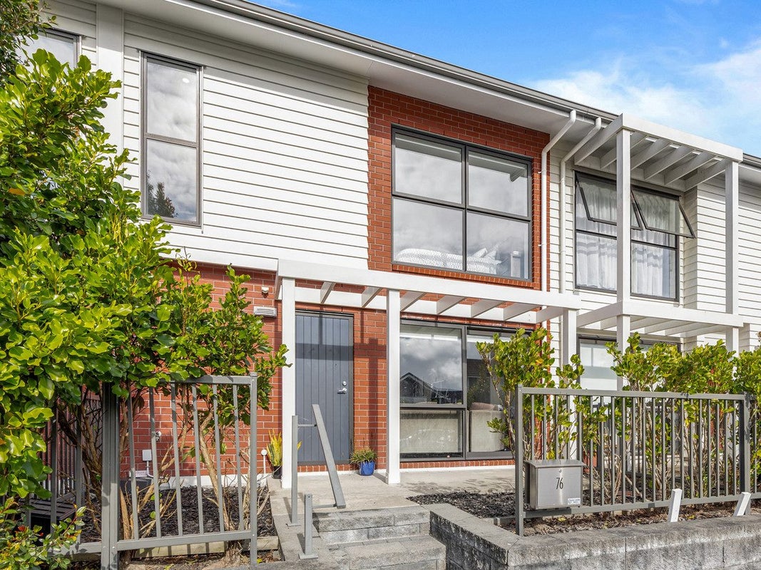 76 Whenuapai Drive, Whenuapai, Waitakere City, Auckland - Carousel 1