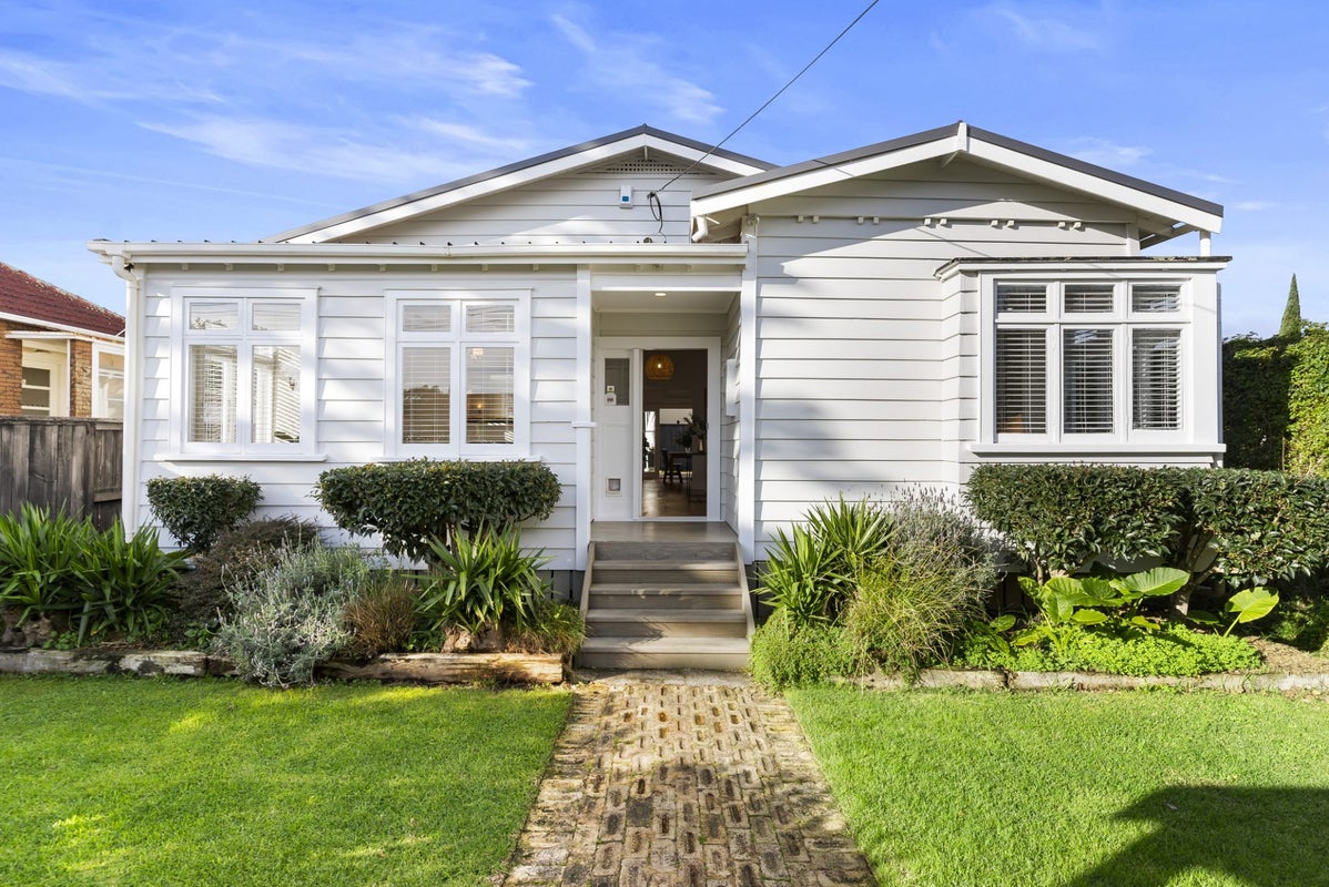 25 Paihia Road, Onehunga, Auckland - Carousel 2