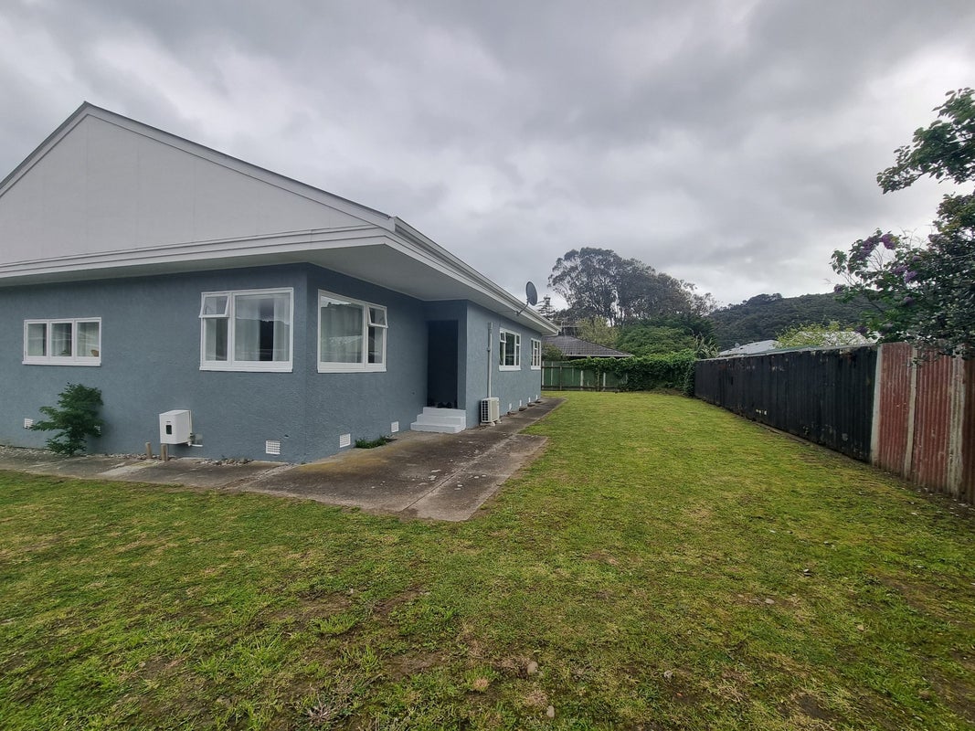 9 Foster Street, Taita, Lower Hutt - Carousel 2