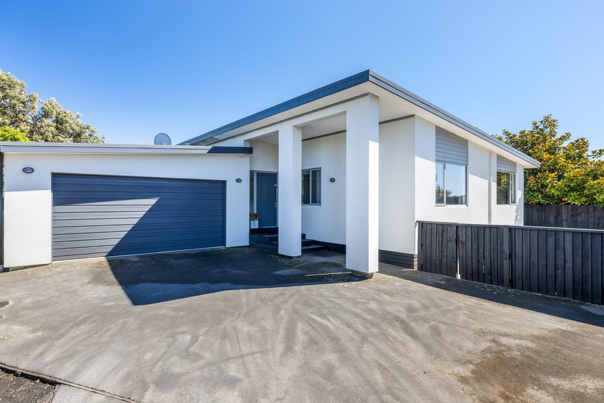 108 Bridge Street, New Brighton, Christchurch - Carousel 1