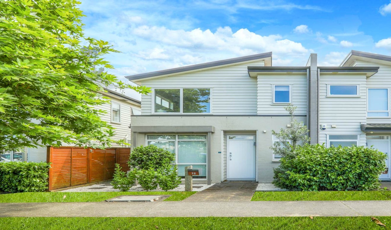 98 Flat Bush School Road, Flat Bush, Auckland - Carousel 1
