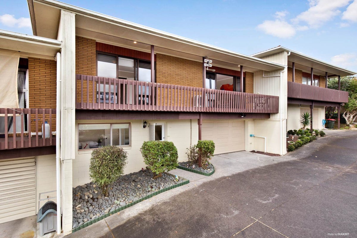 2/0 John Davis Road, Mount Roskill, Auckland - Carousel 1