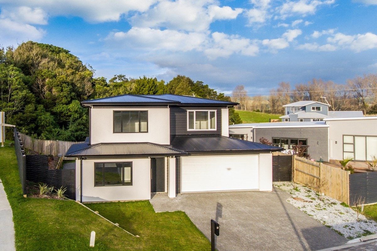 1 Tower Place, Fitzherbert, Palmerston North - Carousel 19