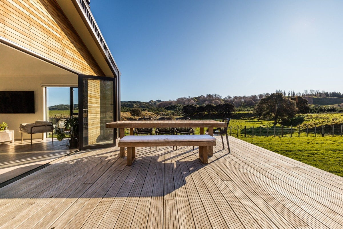 2480 Kahuranaki Road, Havelock North - Carousel 2