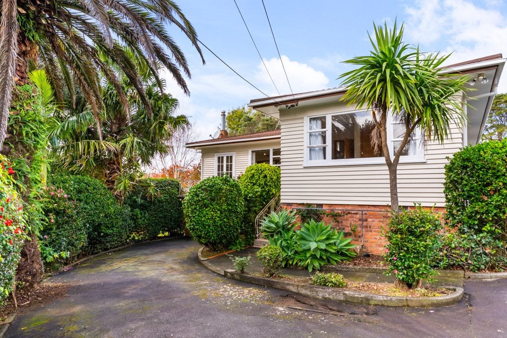 40 Avonleigh Road, Green Bay, Auckland - Carousel 45