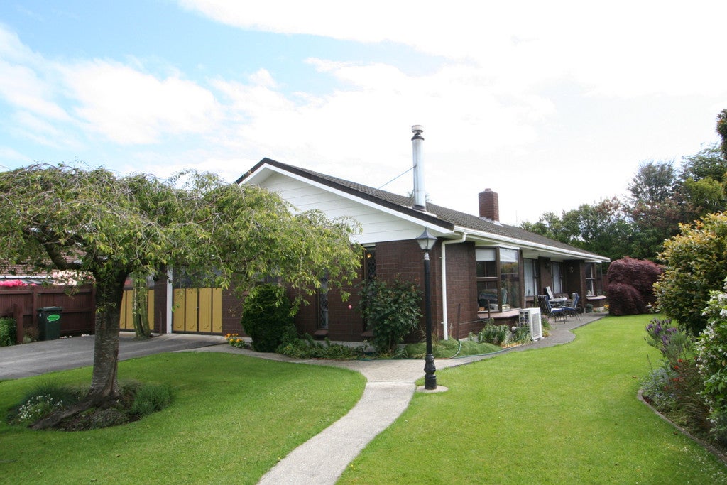 130 Paterson Street, Grasmere, Invercargill - Carousel 1