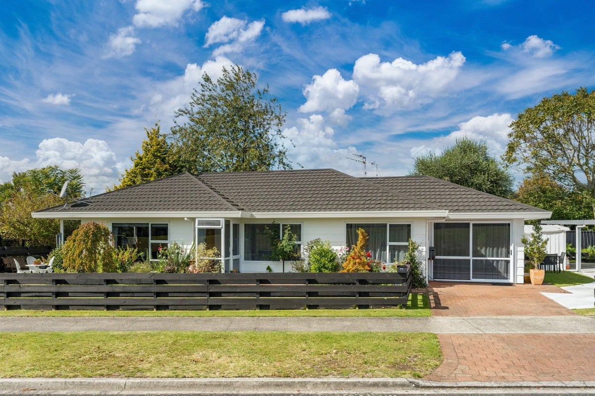 71 Acacia Bay Road, Nukuhau, Taupo - Carousel 1