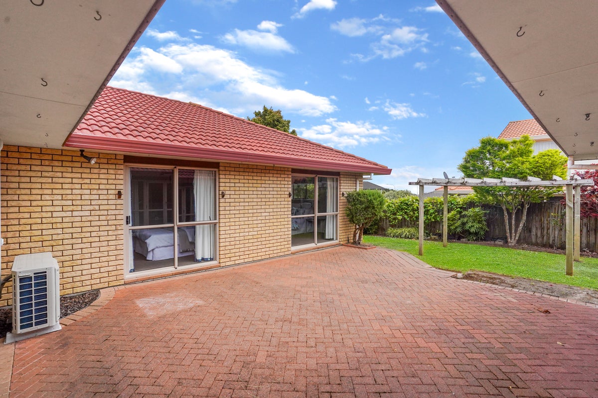 9 Annalong Road, Dannemora, Auckland - Carousel 2