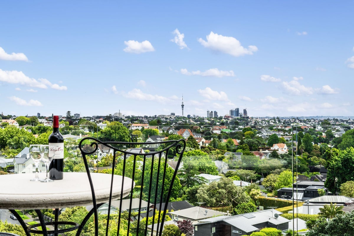 4/564 Remuera Road, Remuera, Auckland - Carousel 2