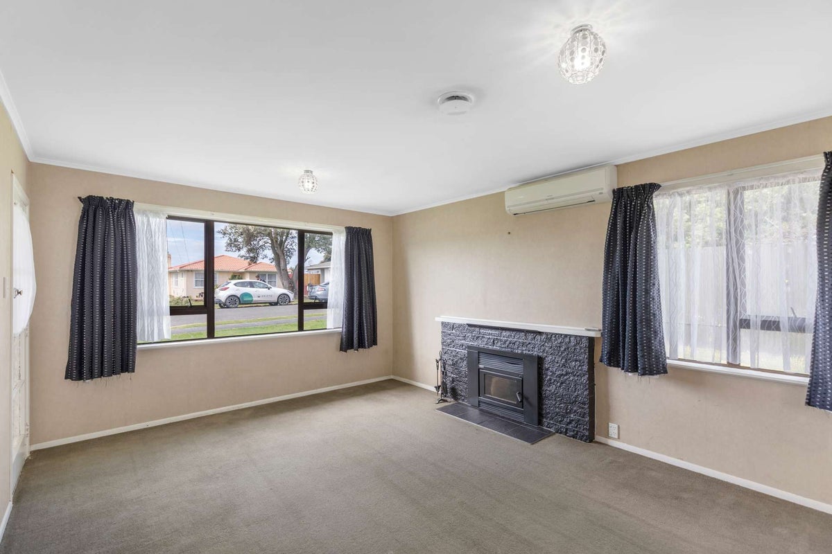 39 Miro Street, Castlecliff, Whanganui - Carousel 2
