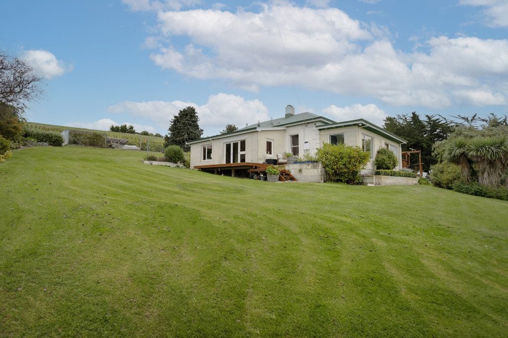 67 Browns Road, Alma - Carousel 1