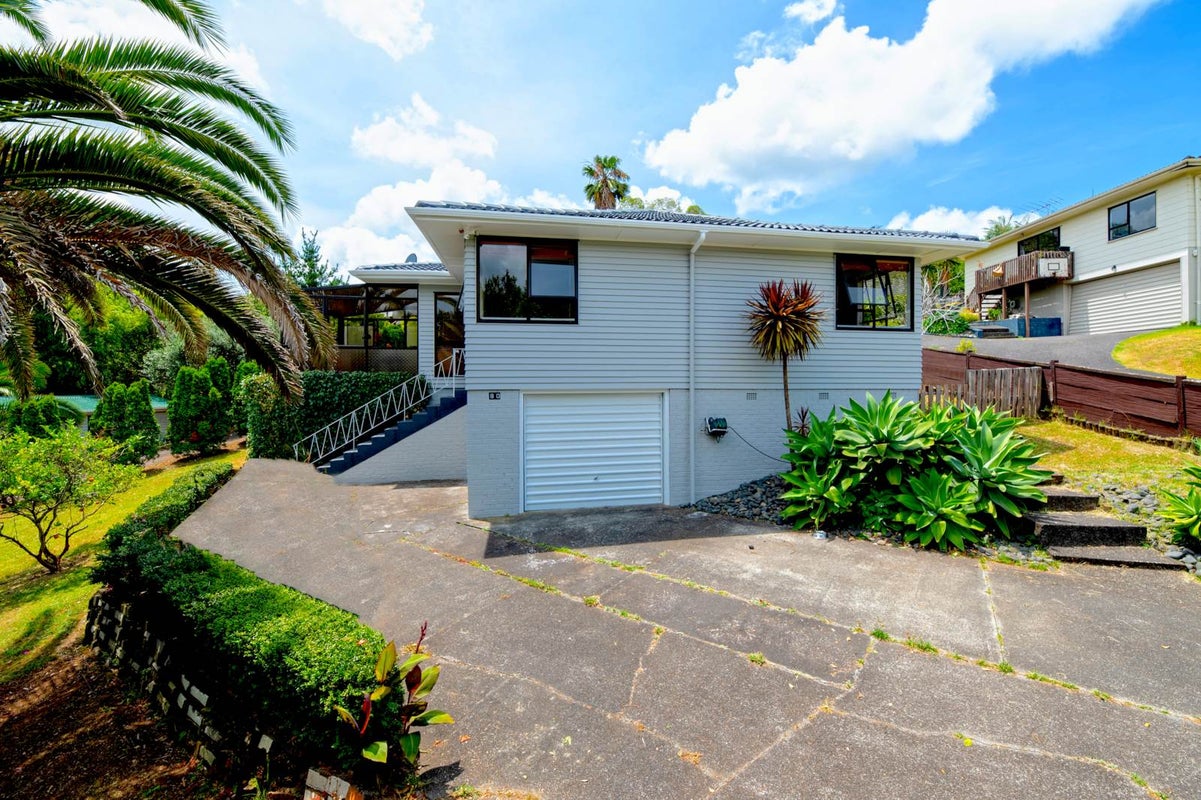 1/80 Bond Crescent, Forrest Hill, Auckland - Carousel 2