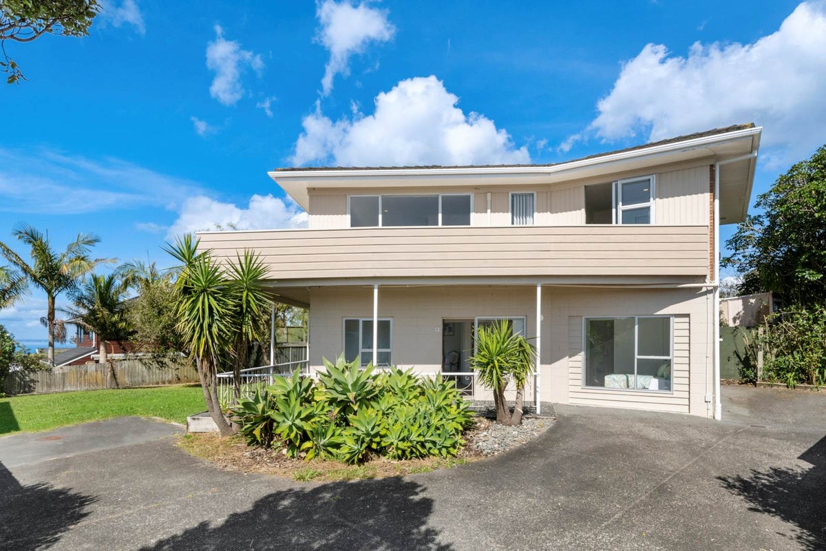9A Toroa Street, Torbay, Auckland - Carousel 1