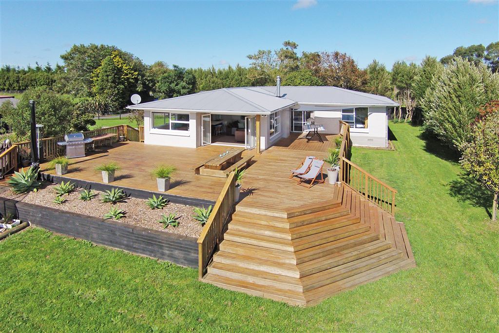 213 Clarks Beach Road, Pukekohe - Carousel 1