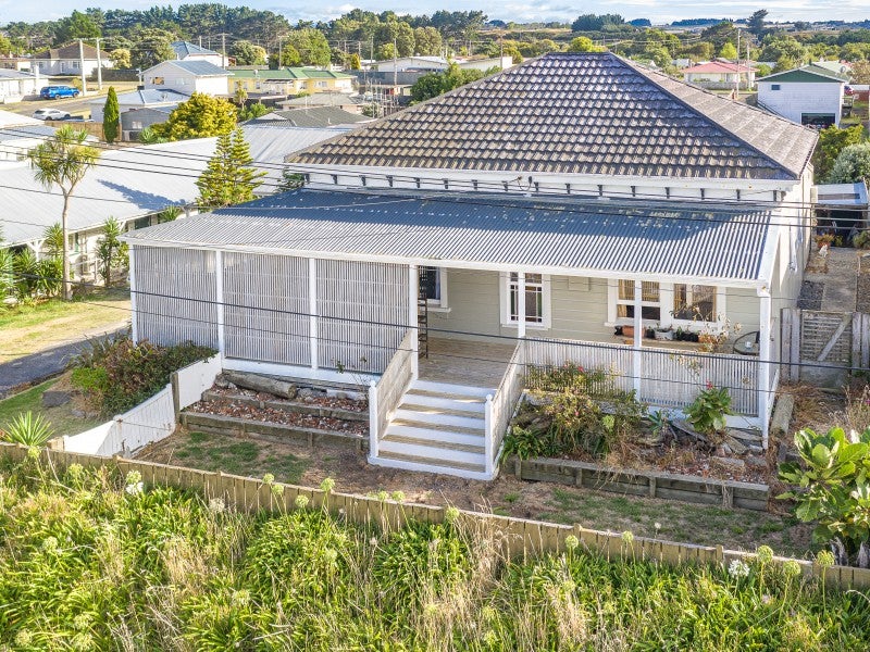21 Ruapehu Street, Castlecliff, Whanganui - Carousel 1