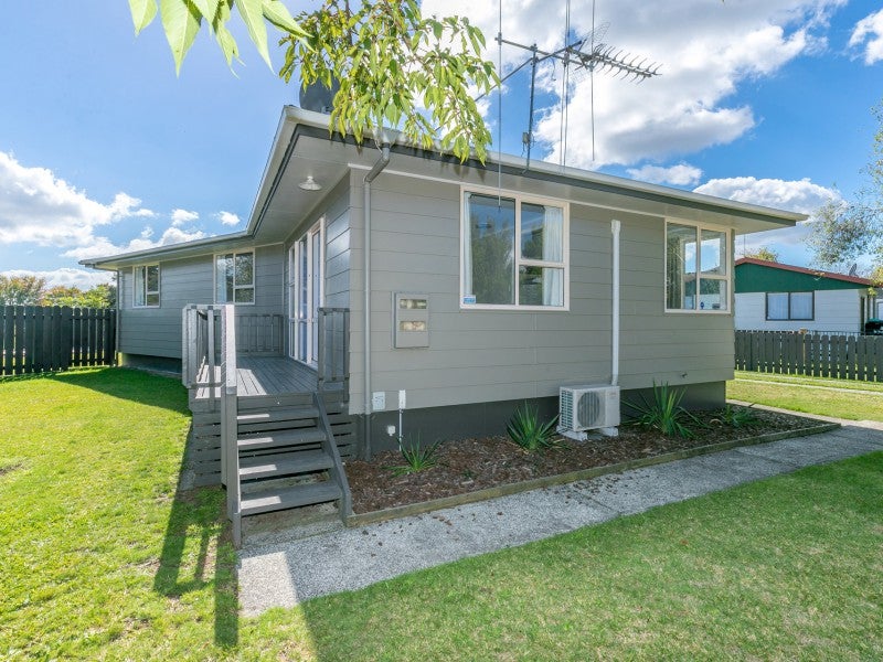 12 Aintree Street, Nawton, Hamilton - Carousel 2