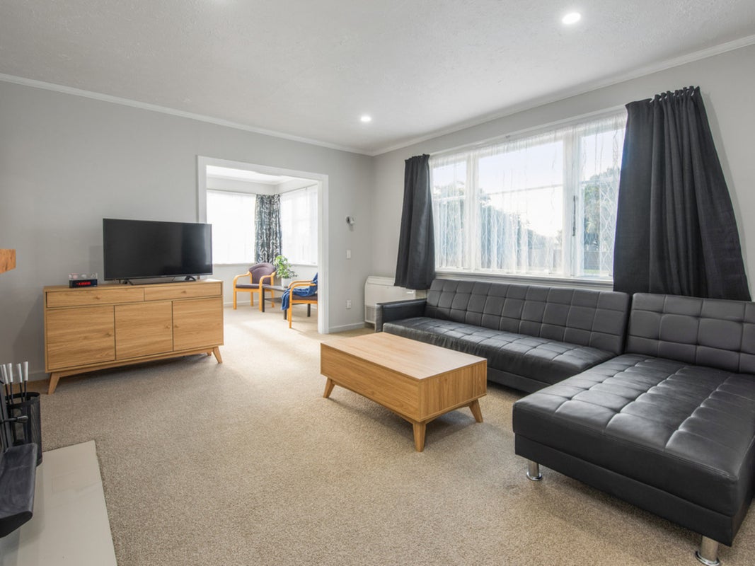 12 Burden Street, Redwoodtown, Blenheim - Carousel 2
