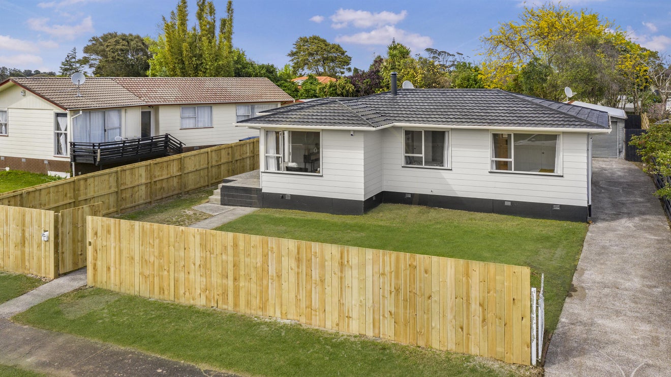 22 Arnwood Street, Manurewa, Auckland - Carousel 2