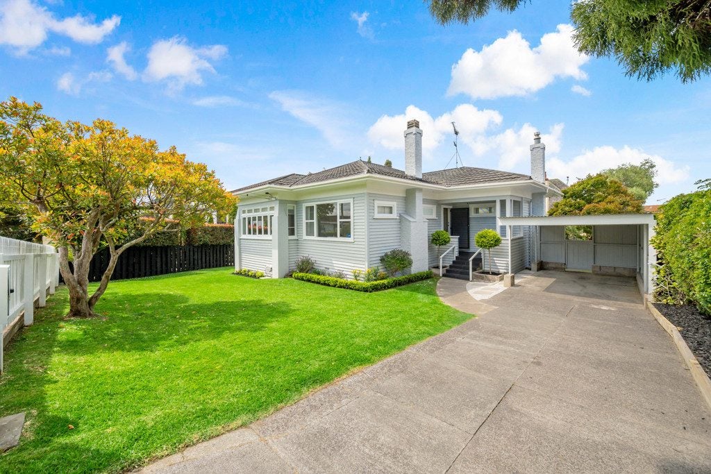 29 Walmsley Road, St Heliers, Auckland - Carousel 1