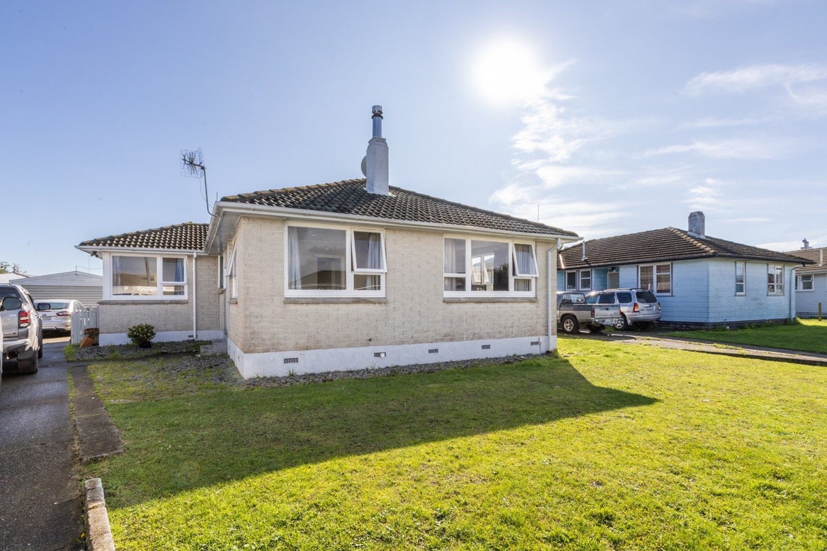 31 Cottrell Crescent, Onekawa, Napier - Carousel 9