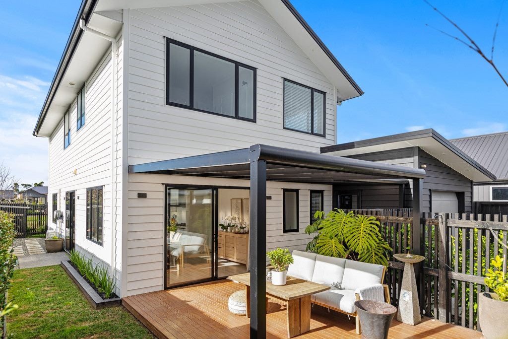 14 Wyrall Way, Chartwell, Hamilton - Carousel 1