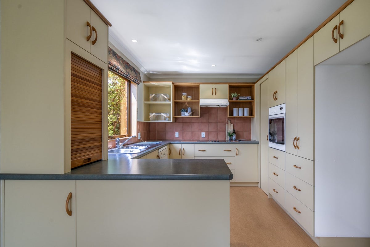 74 Windsor Street, Windsor, Invercargill - Carousel 2