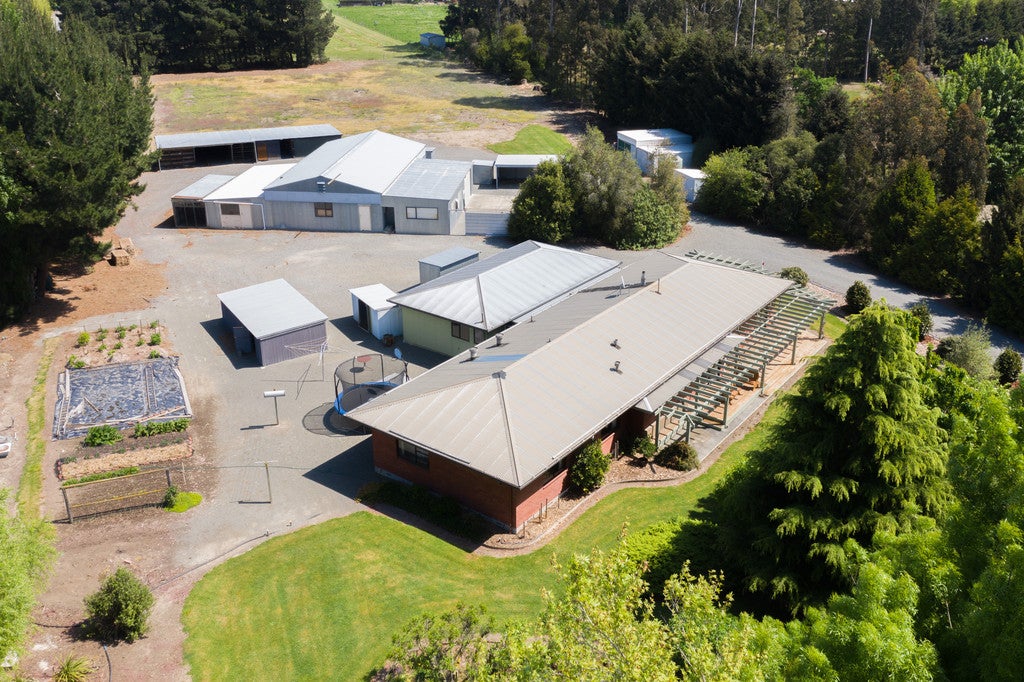 20 Gordons Road, Netherby, Ashburton - Carousel 1