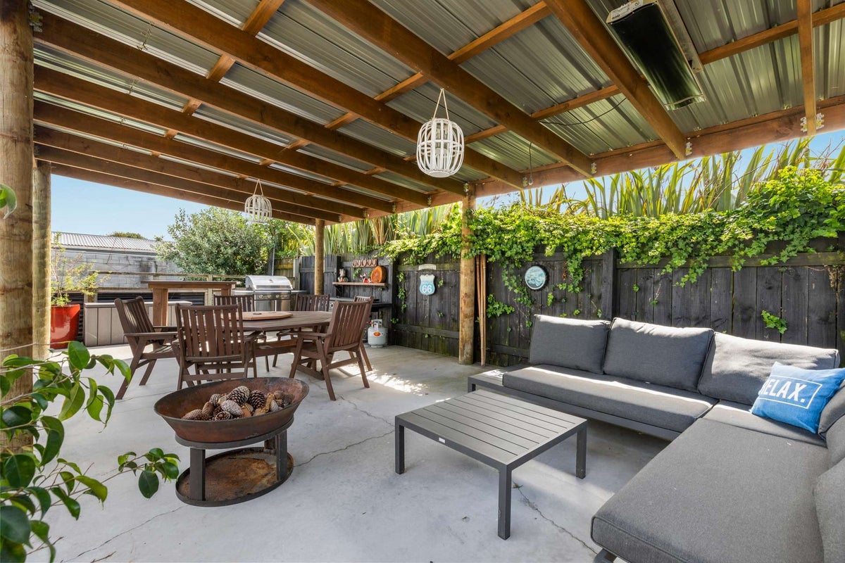 30 John F Kennedy Drive, Milson, Palmerston North - Carousel 2