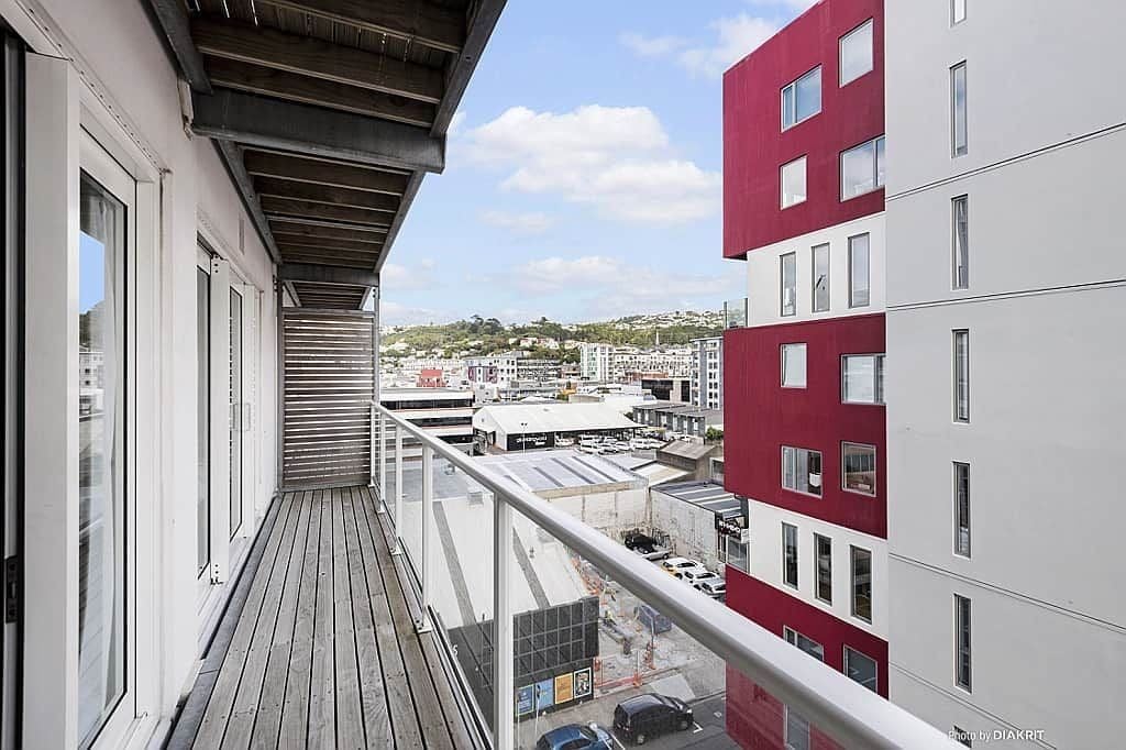 803/170 Taranaki Street, Te Aro, Wellington - Carousel 12
