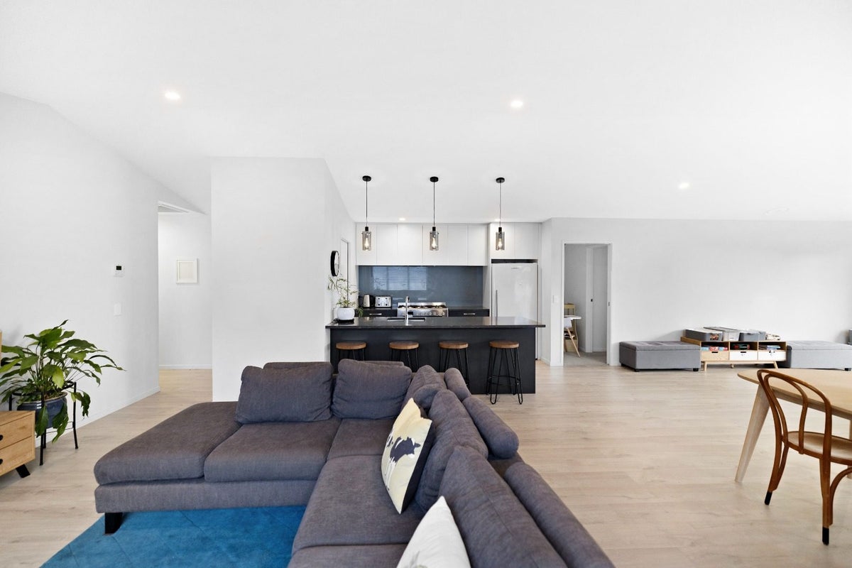 15 Corriedale Road, Jacks Point, Queenstown - Carousel 2