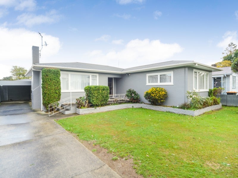 65 Highbury Avenue, Highbury, Palmerston North - Carousel 1