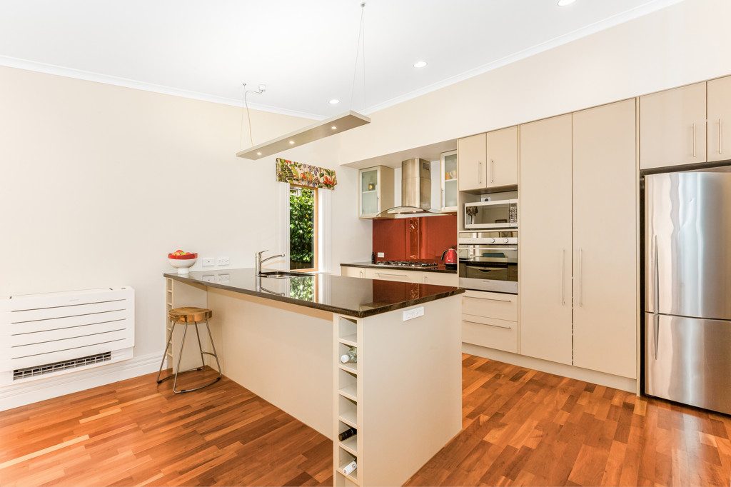 12 Woburn Road, Northland, Wellington - Carousel 25