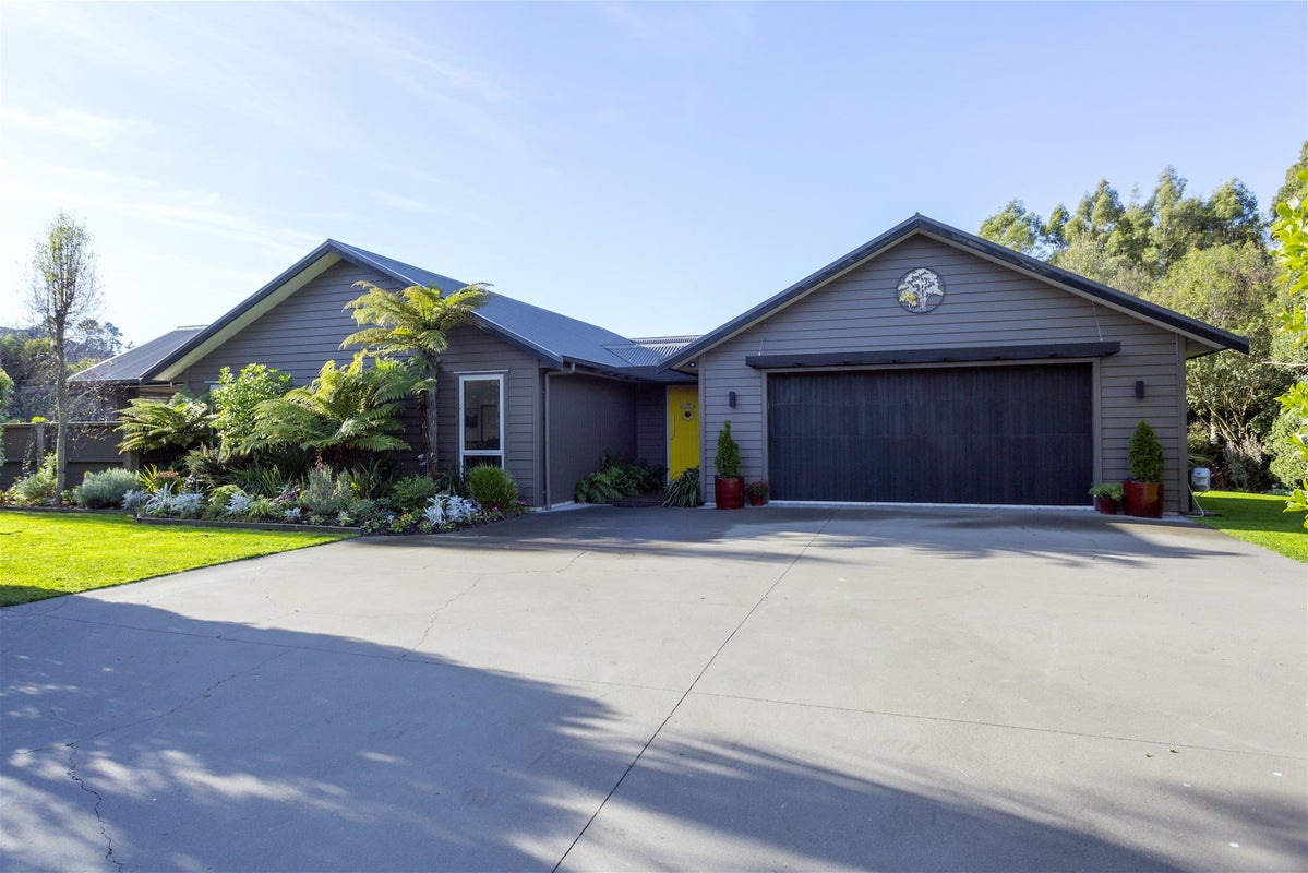21 Stewart Glen, Acacia Bay, Taupo - Carousel 27