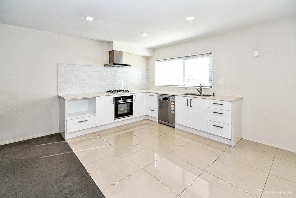 12D Jutland Road, Manurewa, Auckland - Carousel 2